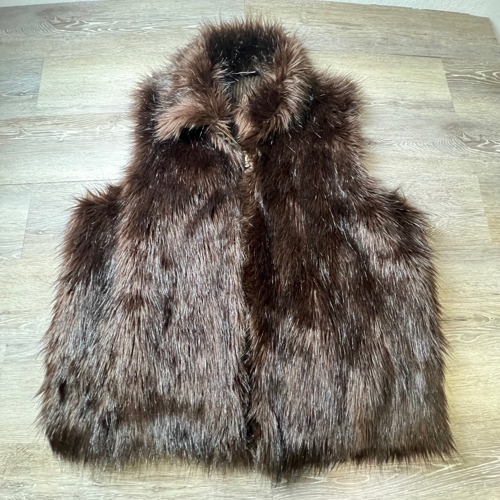 Avenue Faux Fur Vest Womens 26/28 Brown Ribbed Knit Back Zip Front Lined Plush